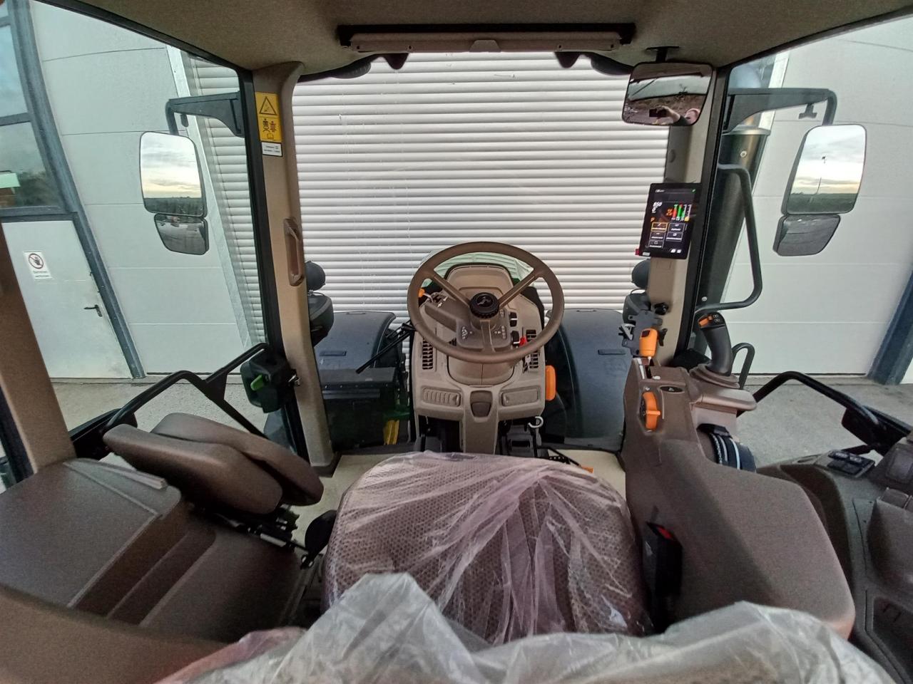 John Deere 6M 155 Rear