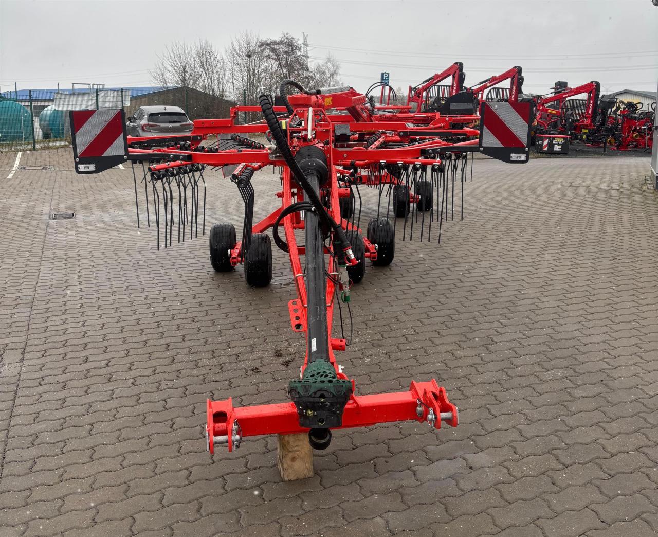 Kuhn GA 6632+ Above