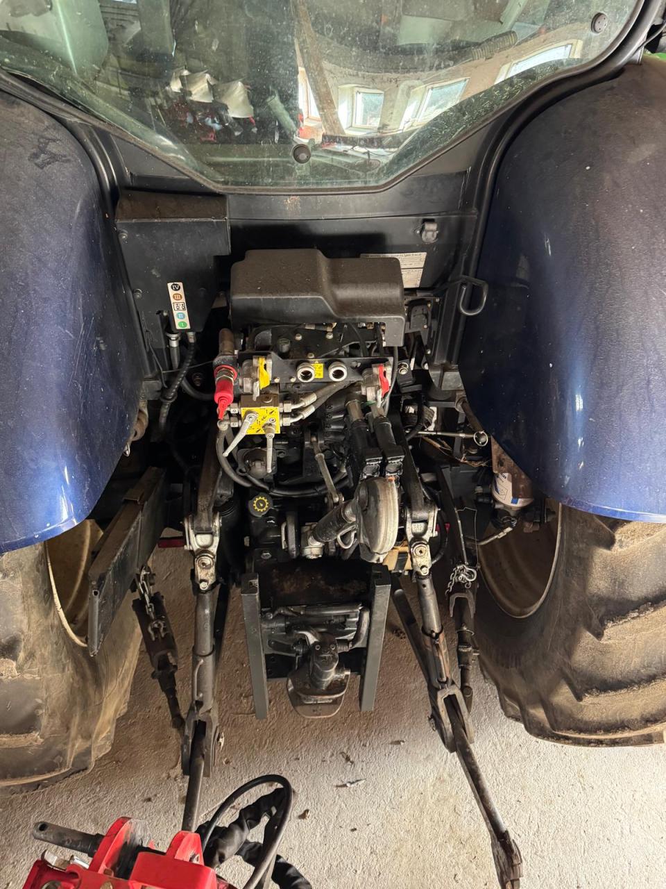 New Holland T7.185 RC Left