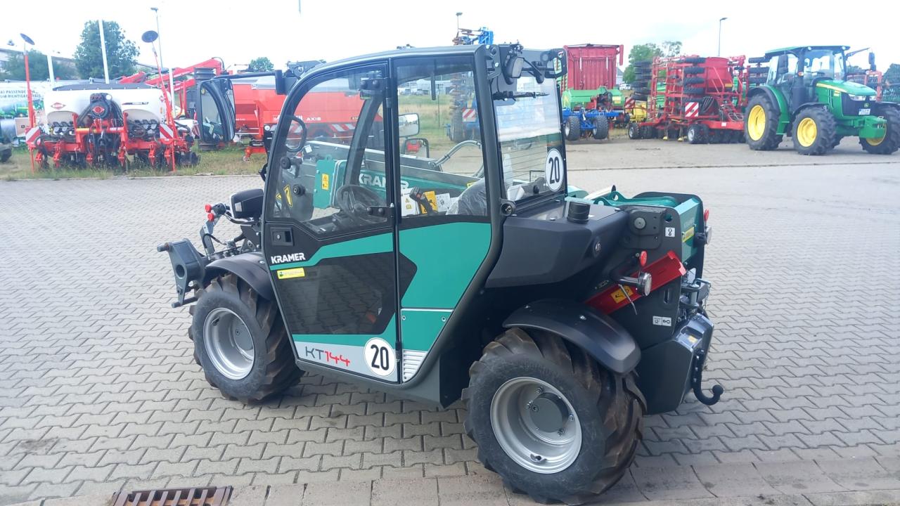 Kramer KT144 (T01-02) Rear