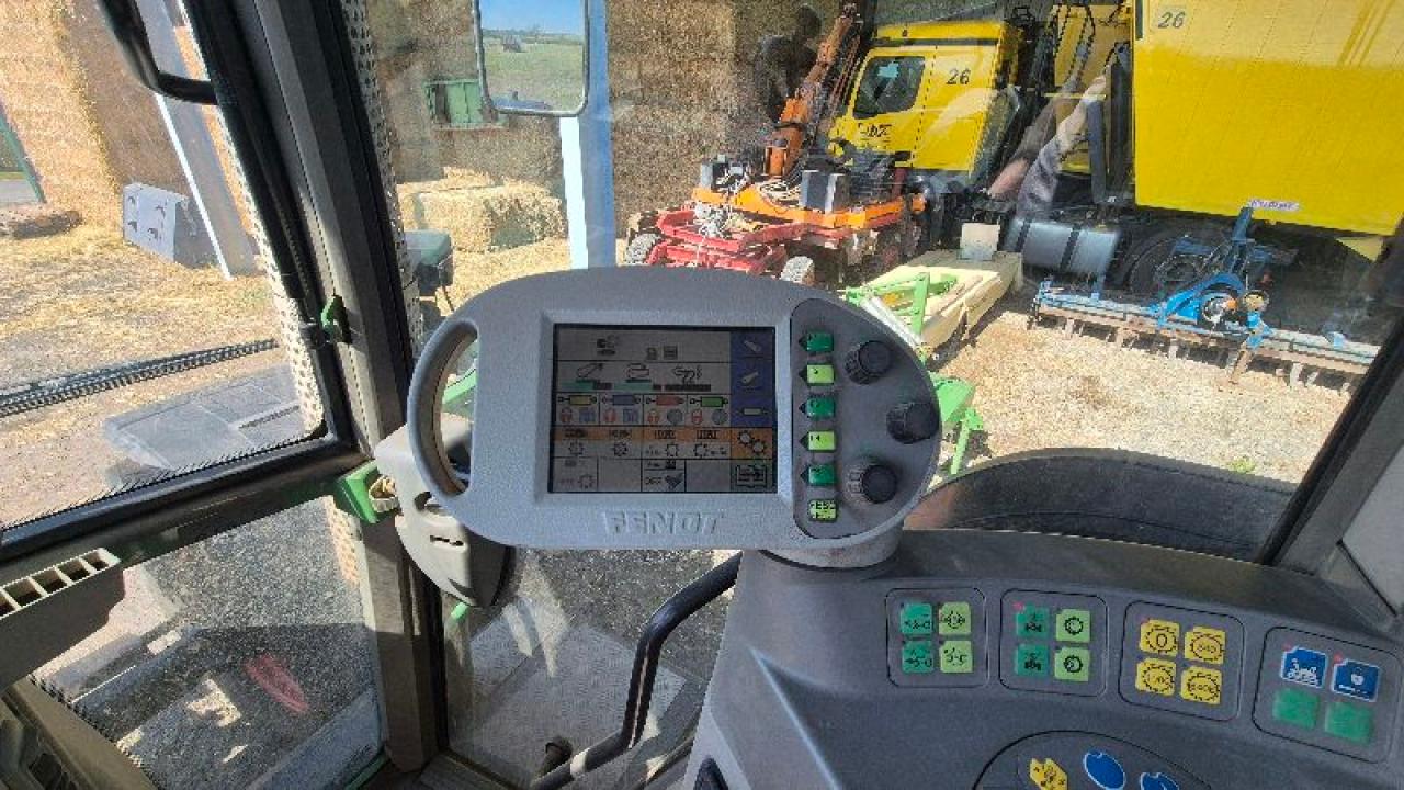 FENDT Vario 820 Rear