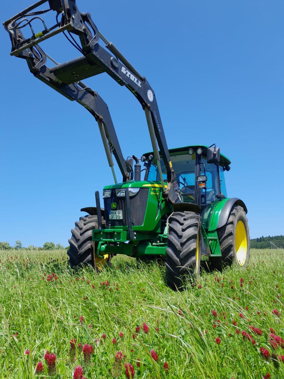 John Deere 5075M Left