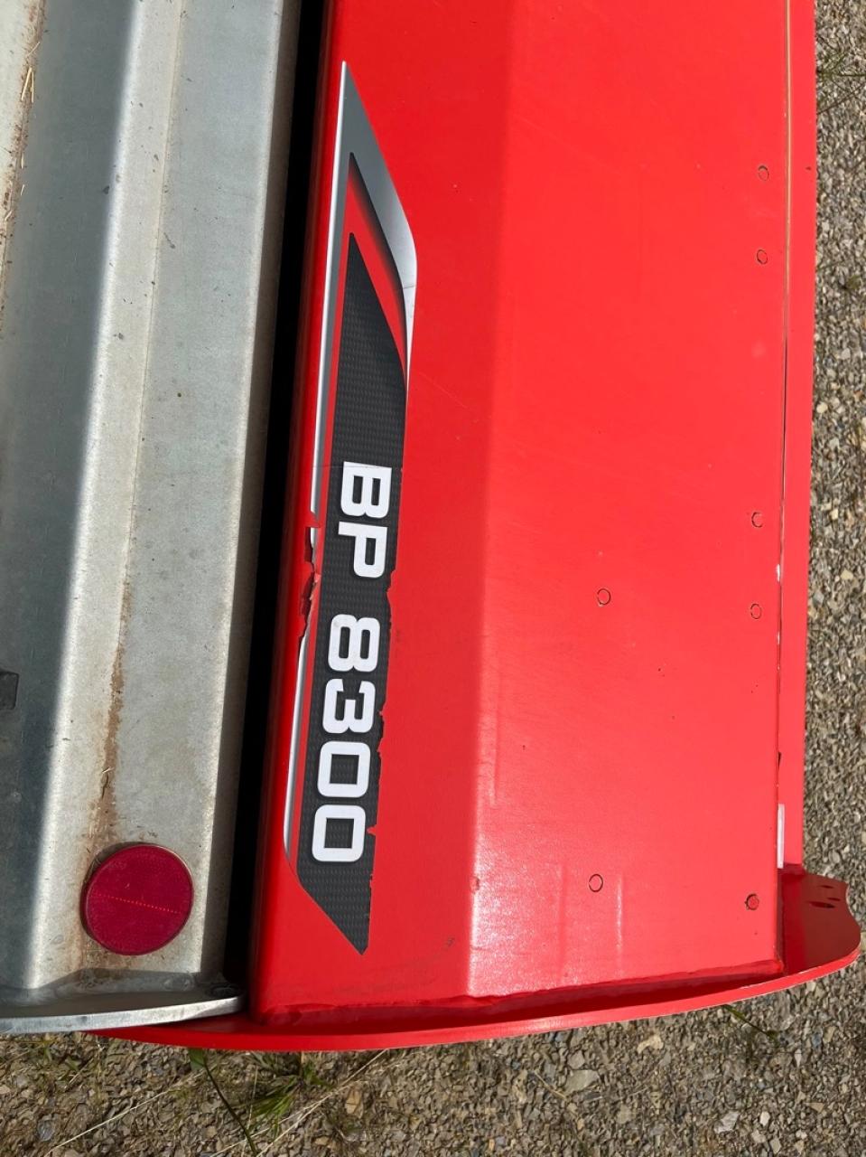 Kuhn BP 8300 Right
