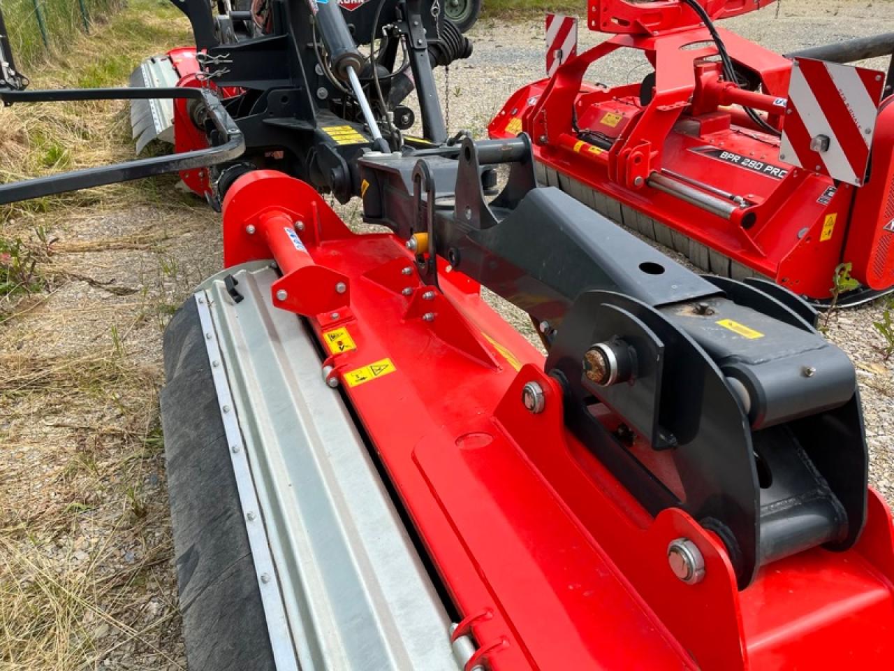 Kuhn BP 8300 Inside