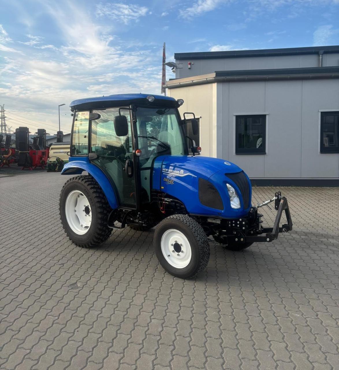 New Holland Boomer 50