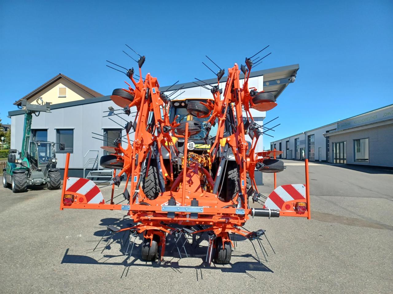 Kuhn GF 8703 Rear