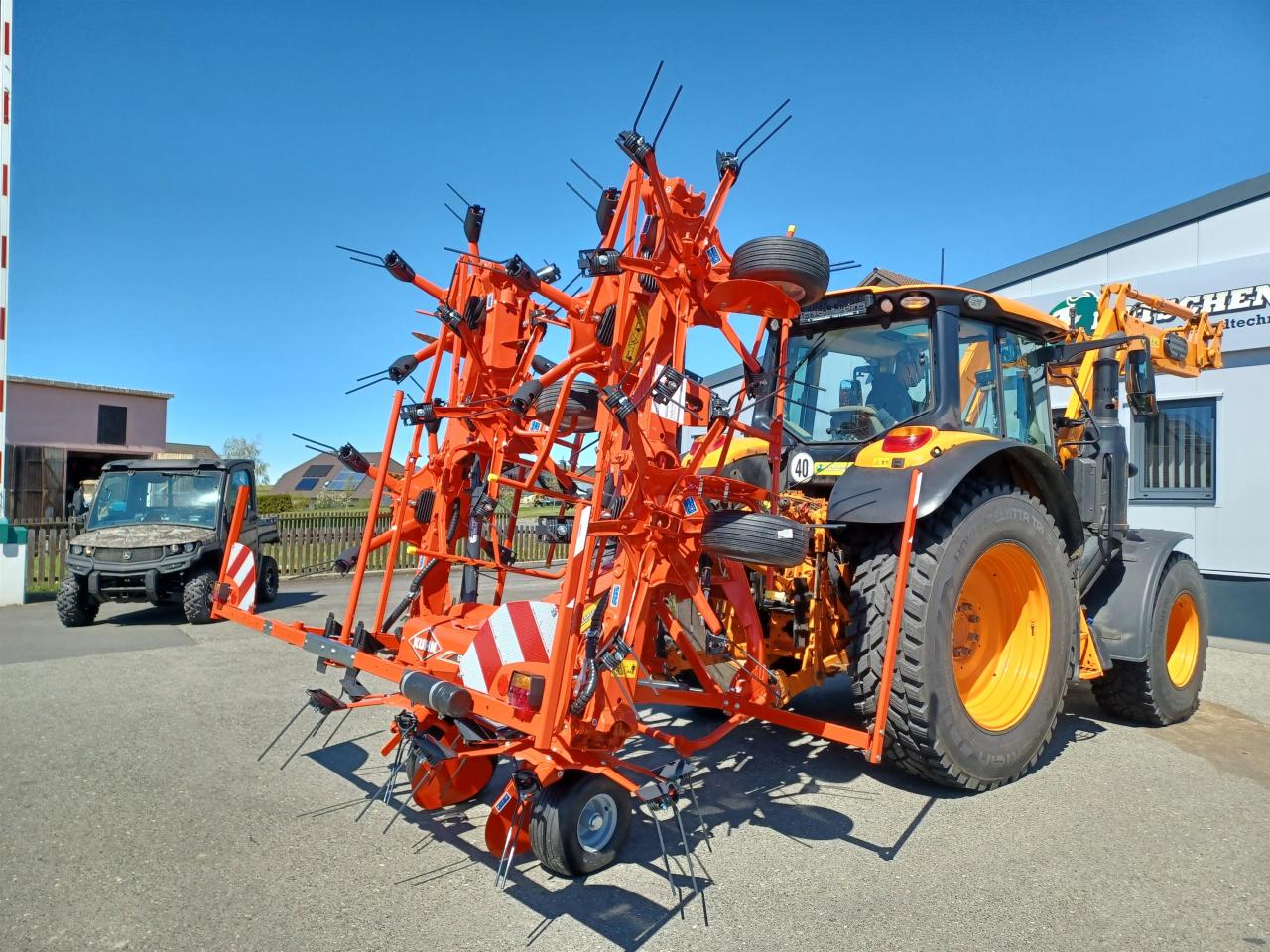 Kuhn GF 8703 Rear