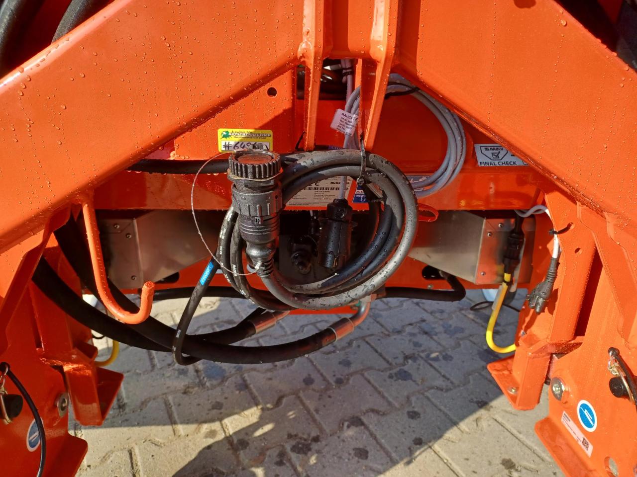 Rauch AXIS H 30.2 EMC+W Rear