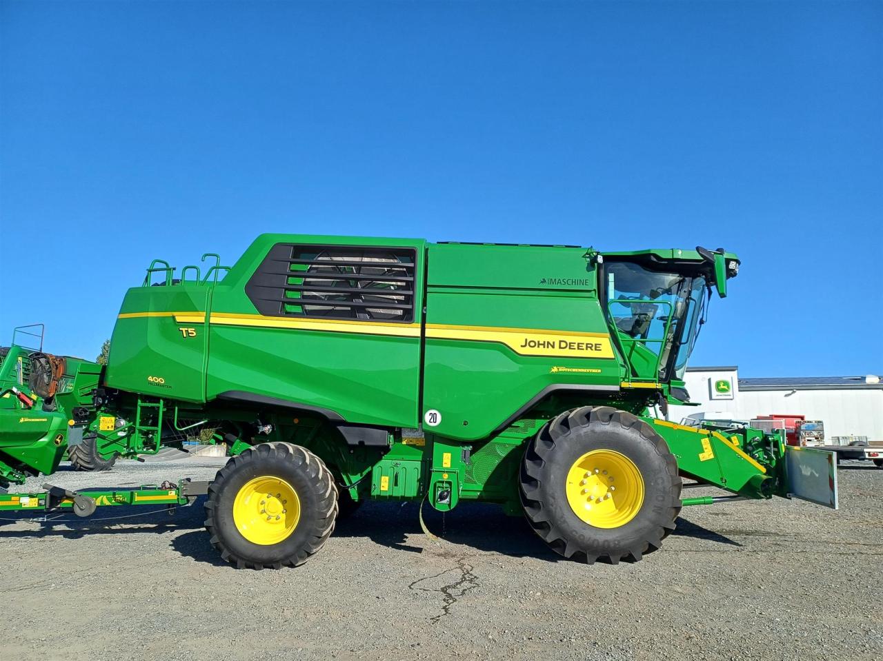 John Deere T5 400 HM Rear