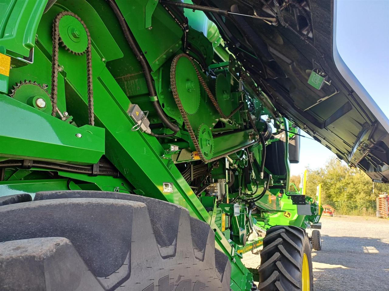 John Deere T5 400 HM Aerial
