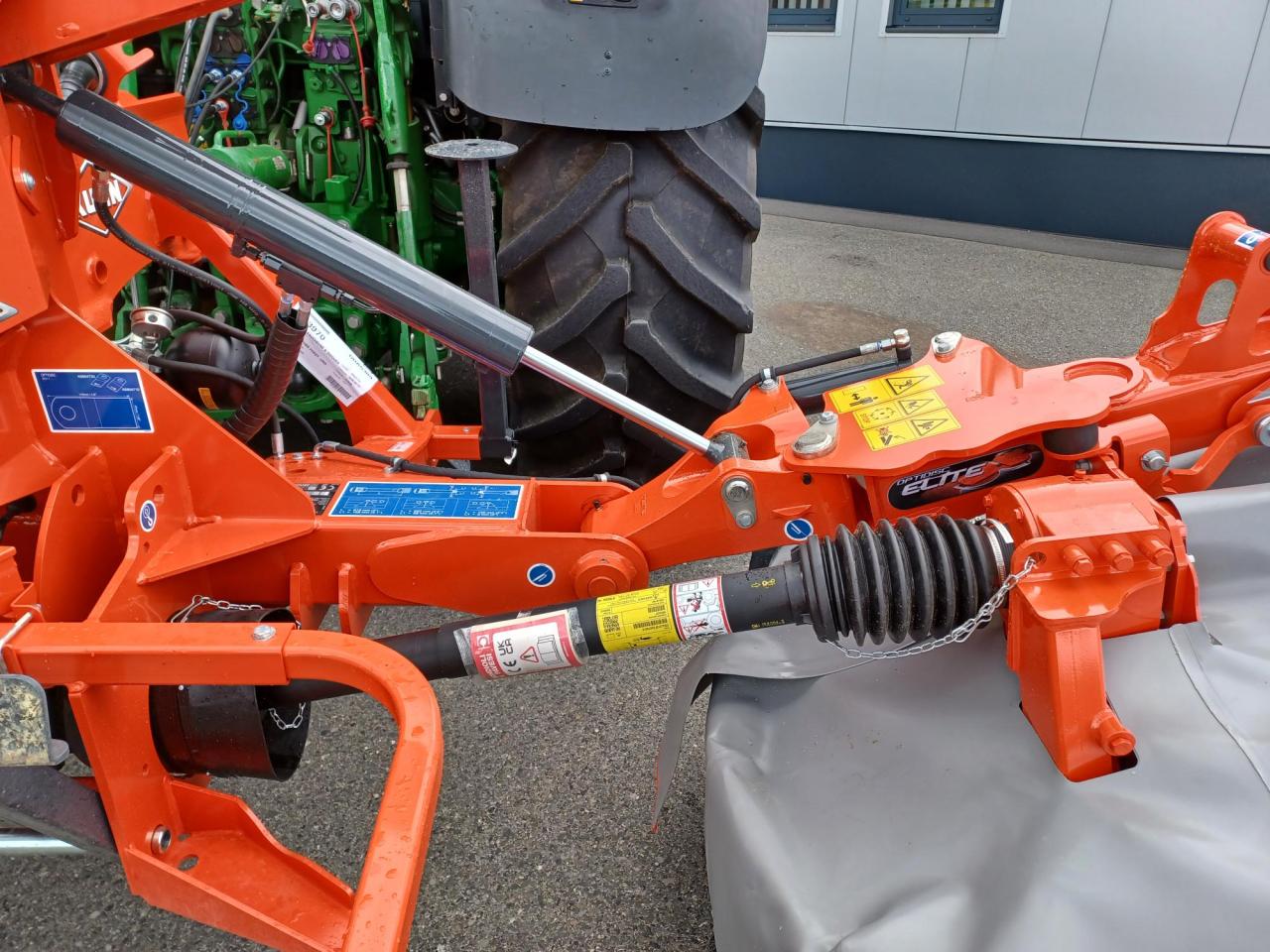 Kuhn GMD 8730-FF Rear
