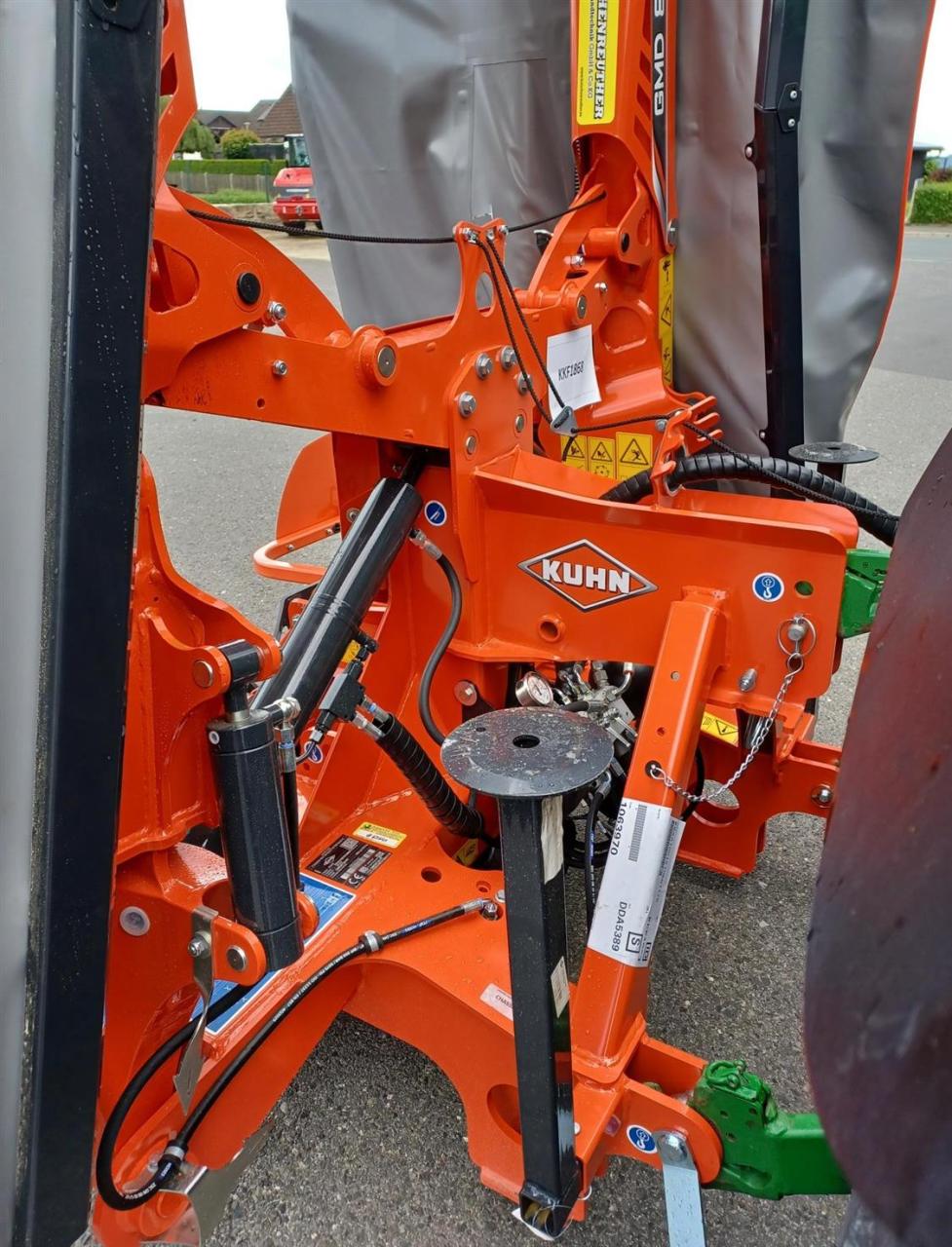 Kuhn GMD 8730-FF Inside