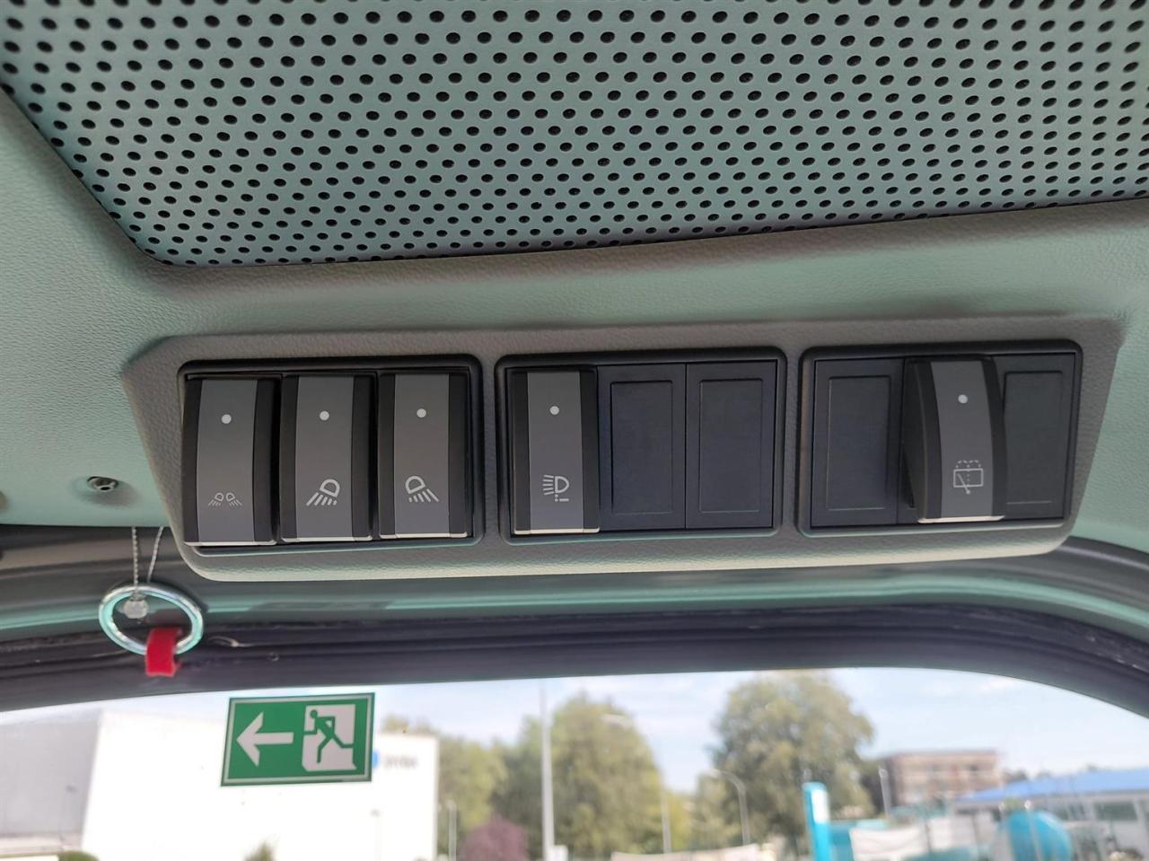 Kramer KT557 Inside