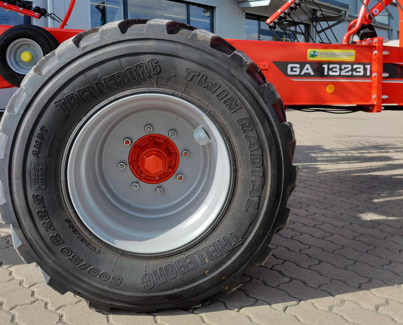 Kuhn GA 13231 Front