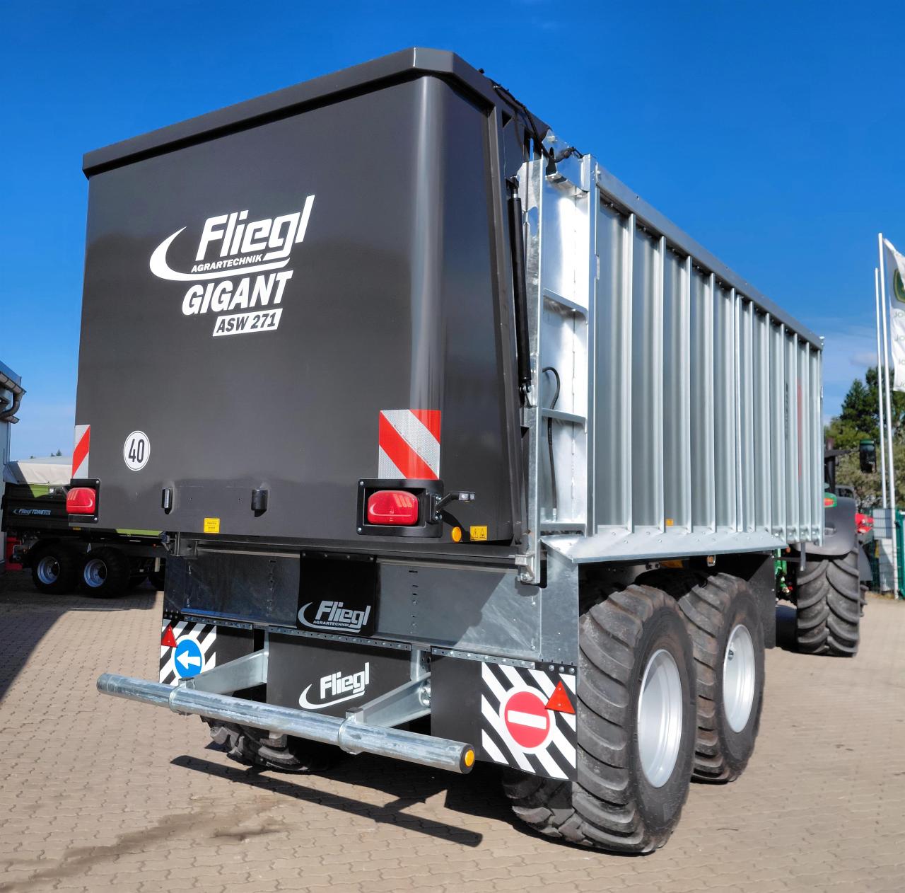 Fliegl ASW 271 Compact FOX Rear