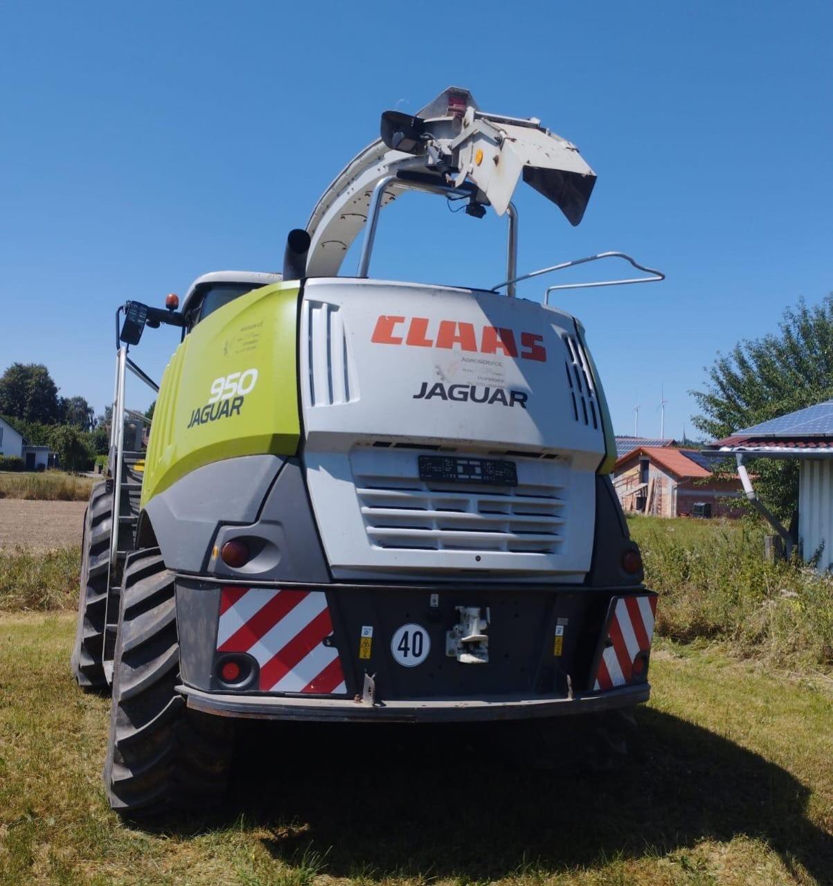 CLAAS Jaguar 940 Right