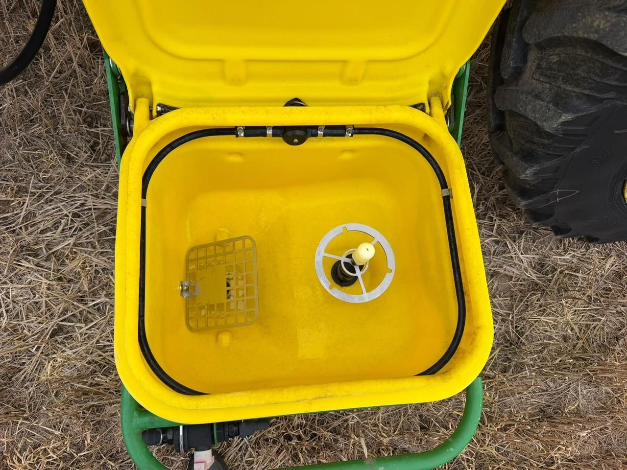 John Deere 732 Above