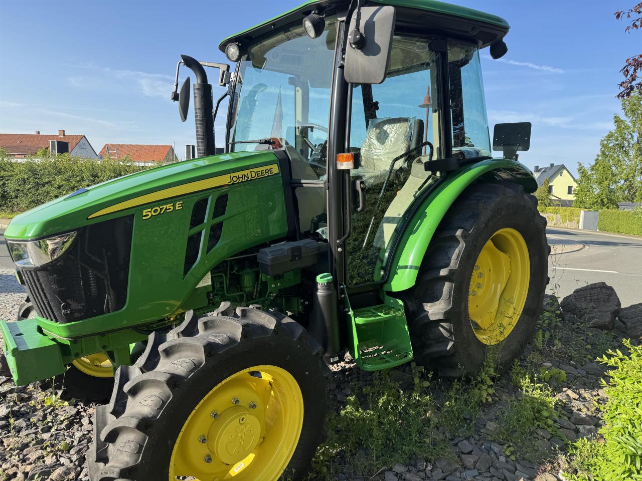 John Deere 5075E Stage V