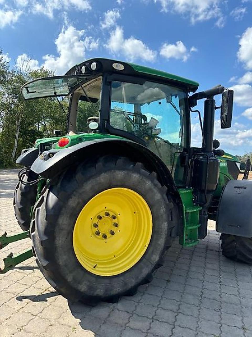 John Deere 6130R Rear