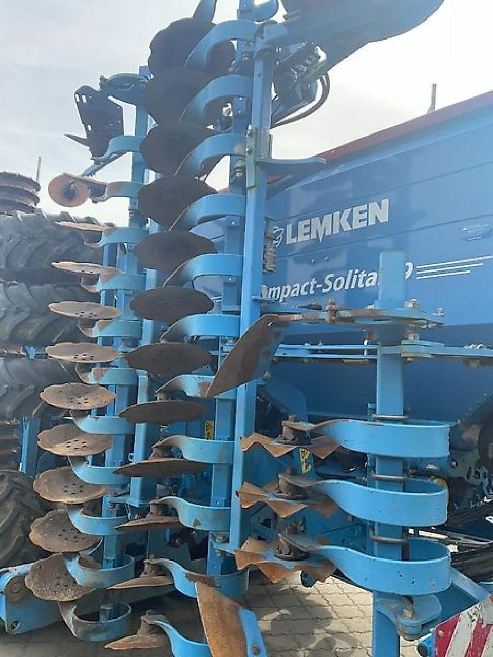 Lemken Compact Solitair 9 Right