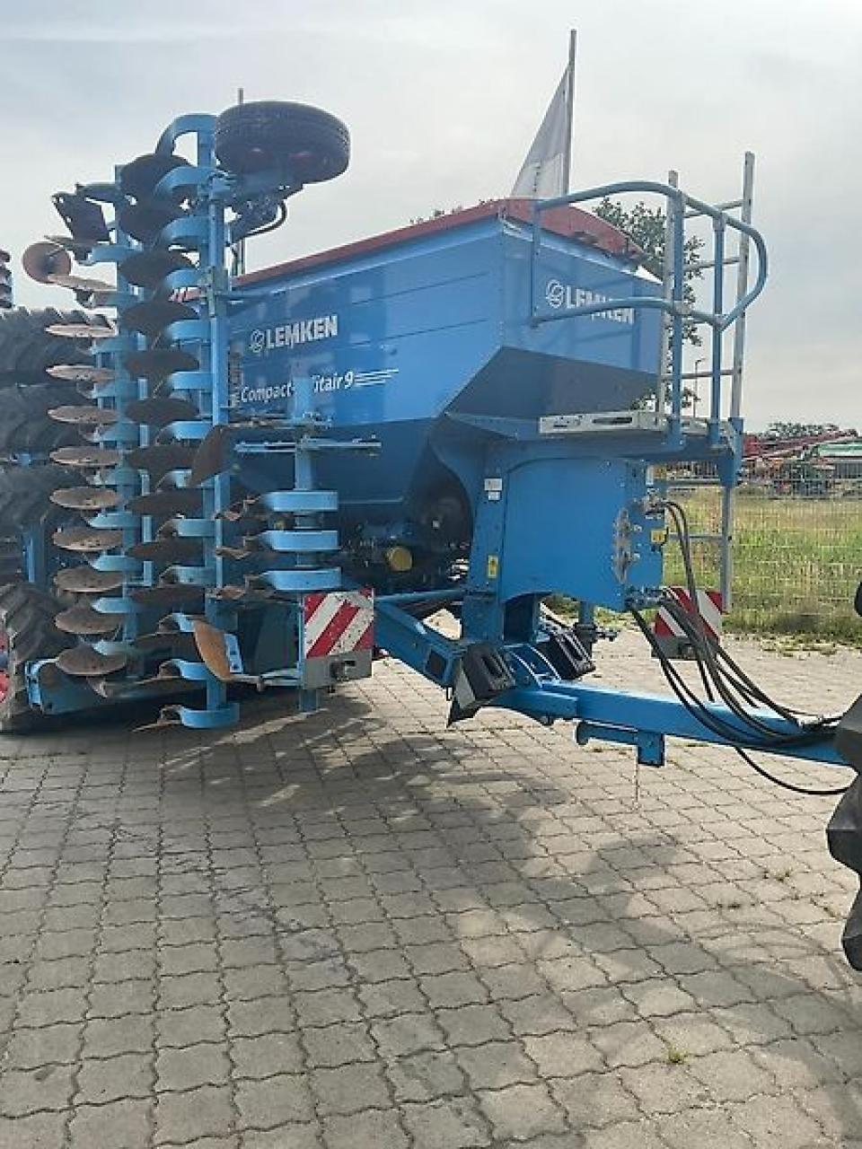 Lemken Compact Solitair 9 Hauptbild