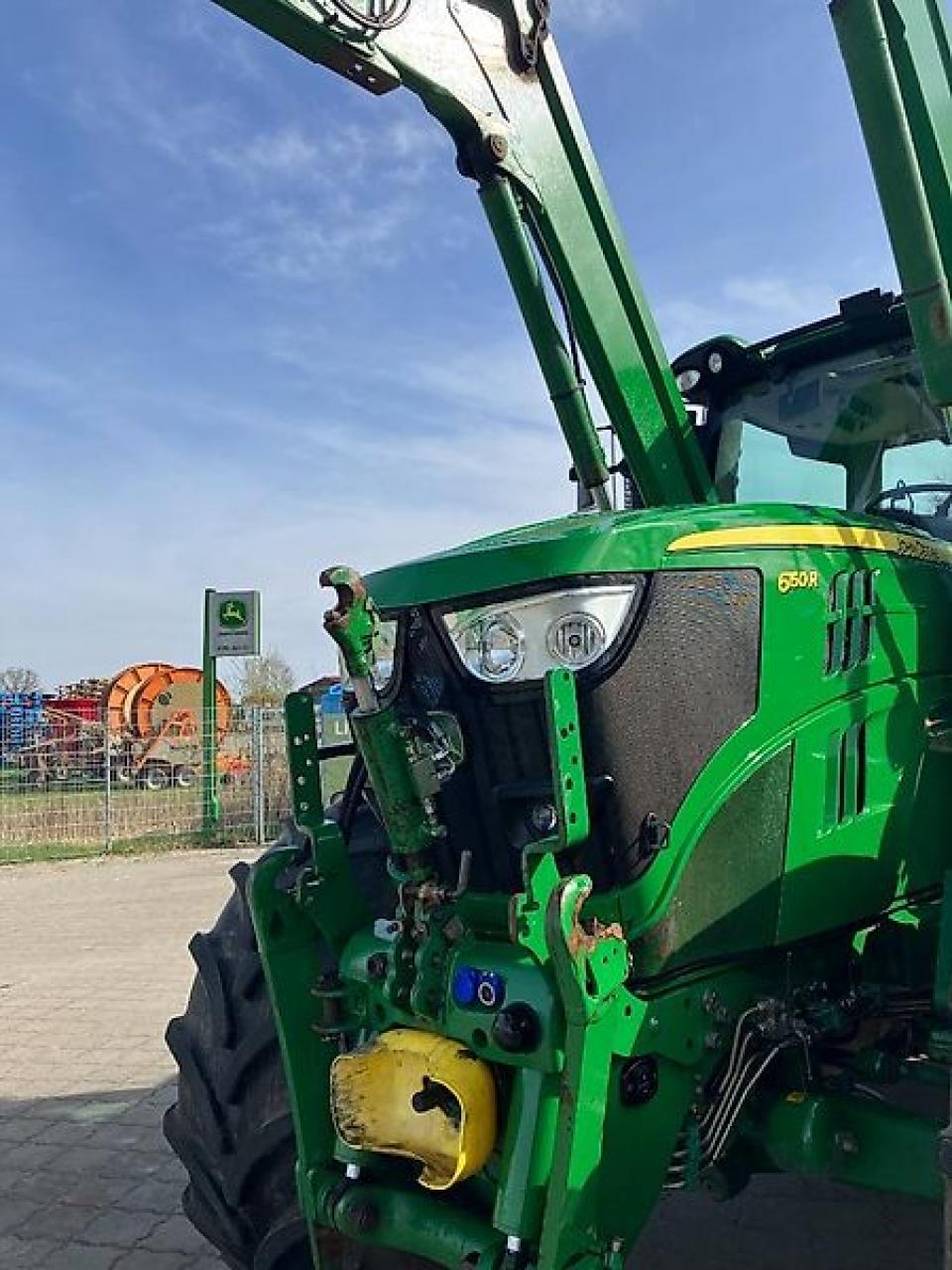 John Deere 6150R Rear