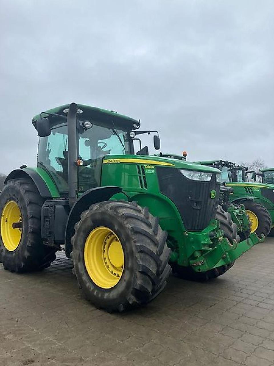 John Deere 7280R Rear