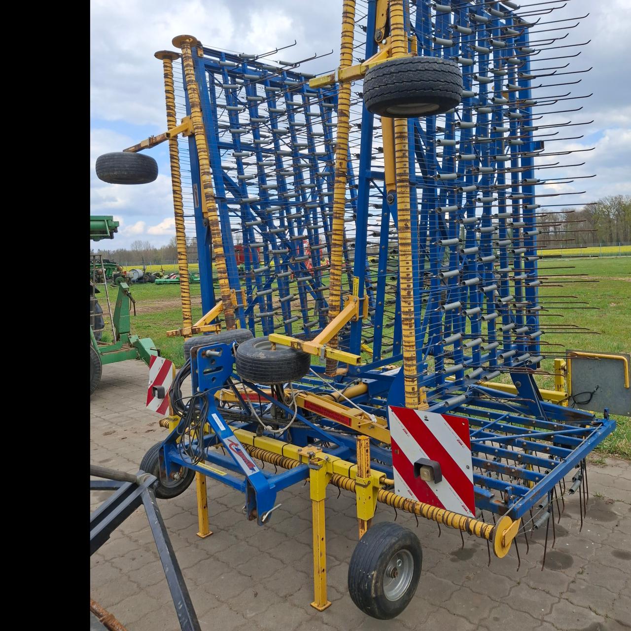 ©farmpartner-tec GmbH Treffler TS1220M3 Front