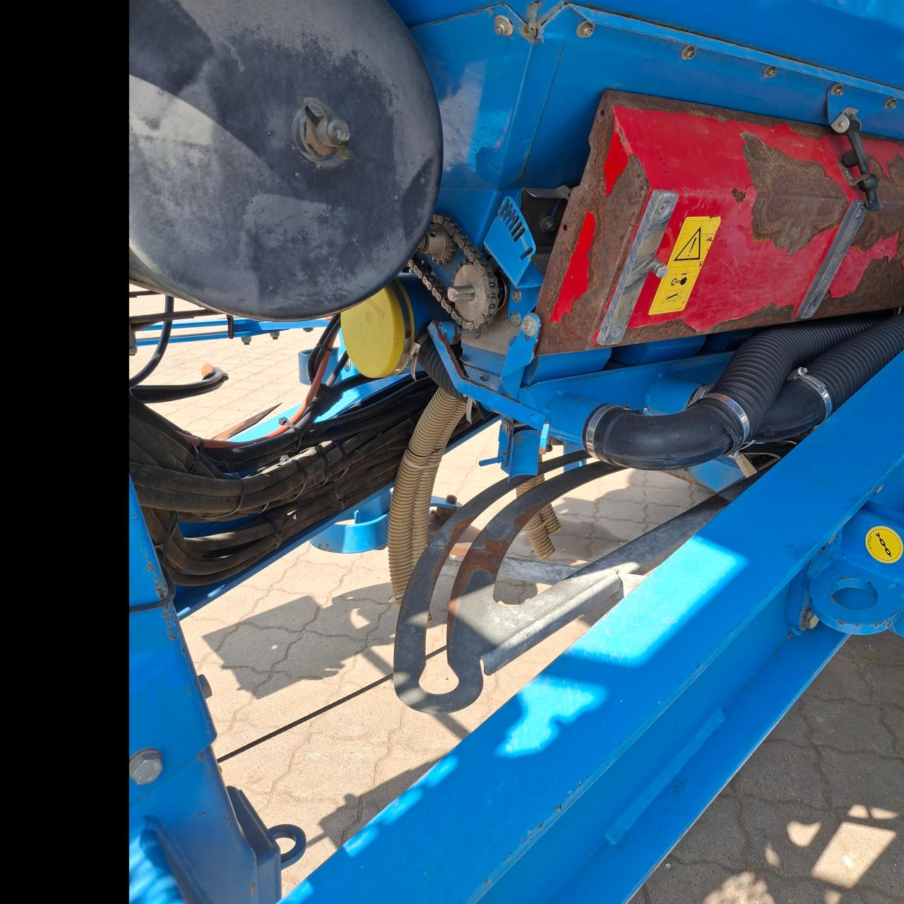Lemken Compact Solitair  9/600KH Rear