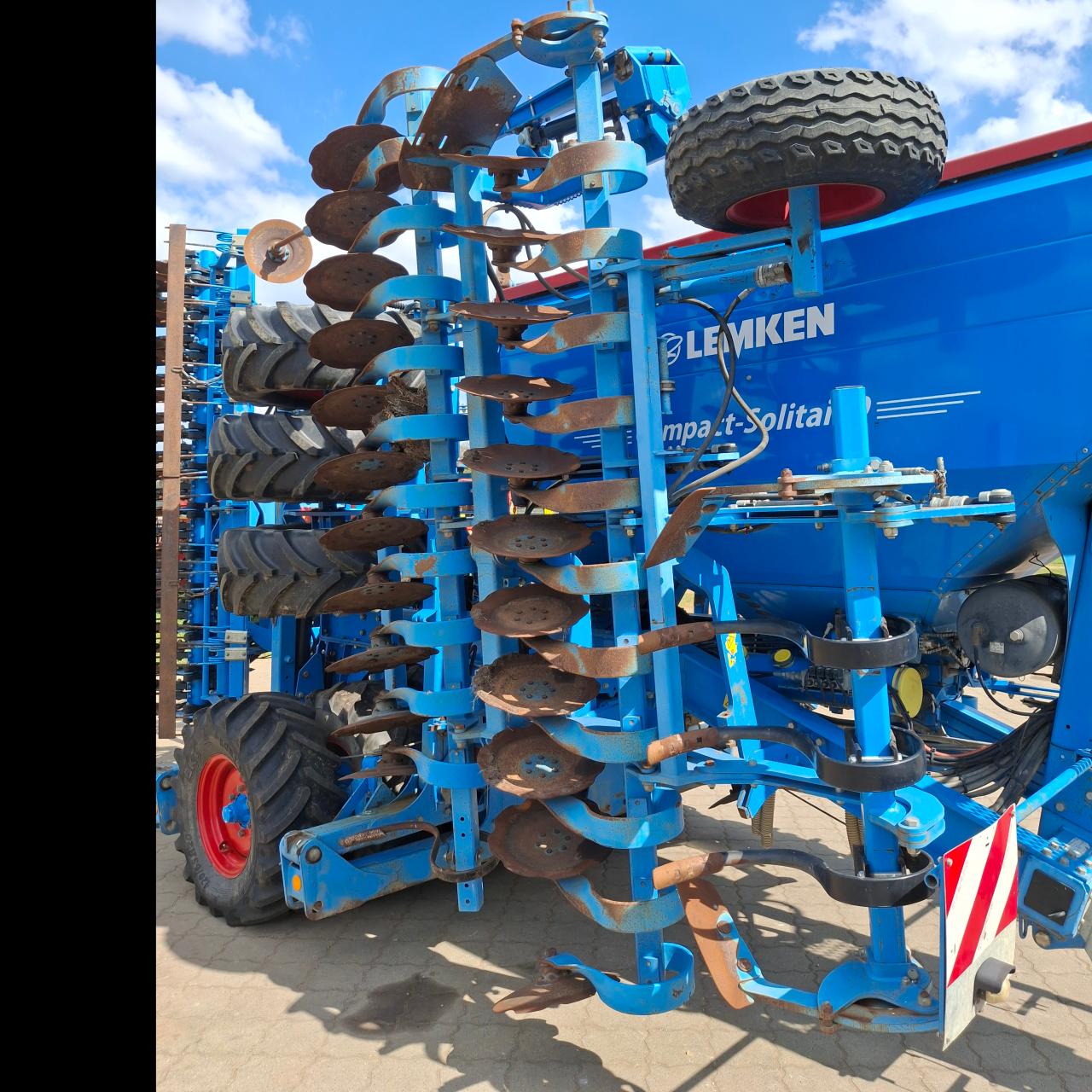 Lemken Compact Solitair  9/600KH Rear