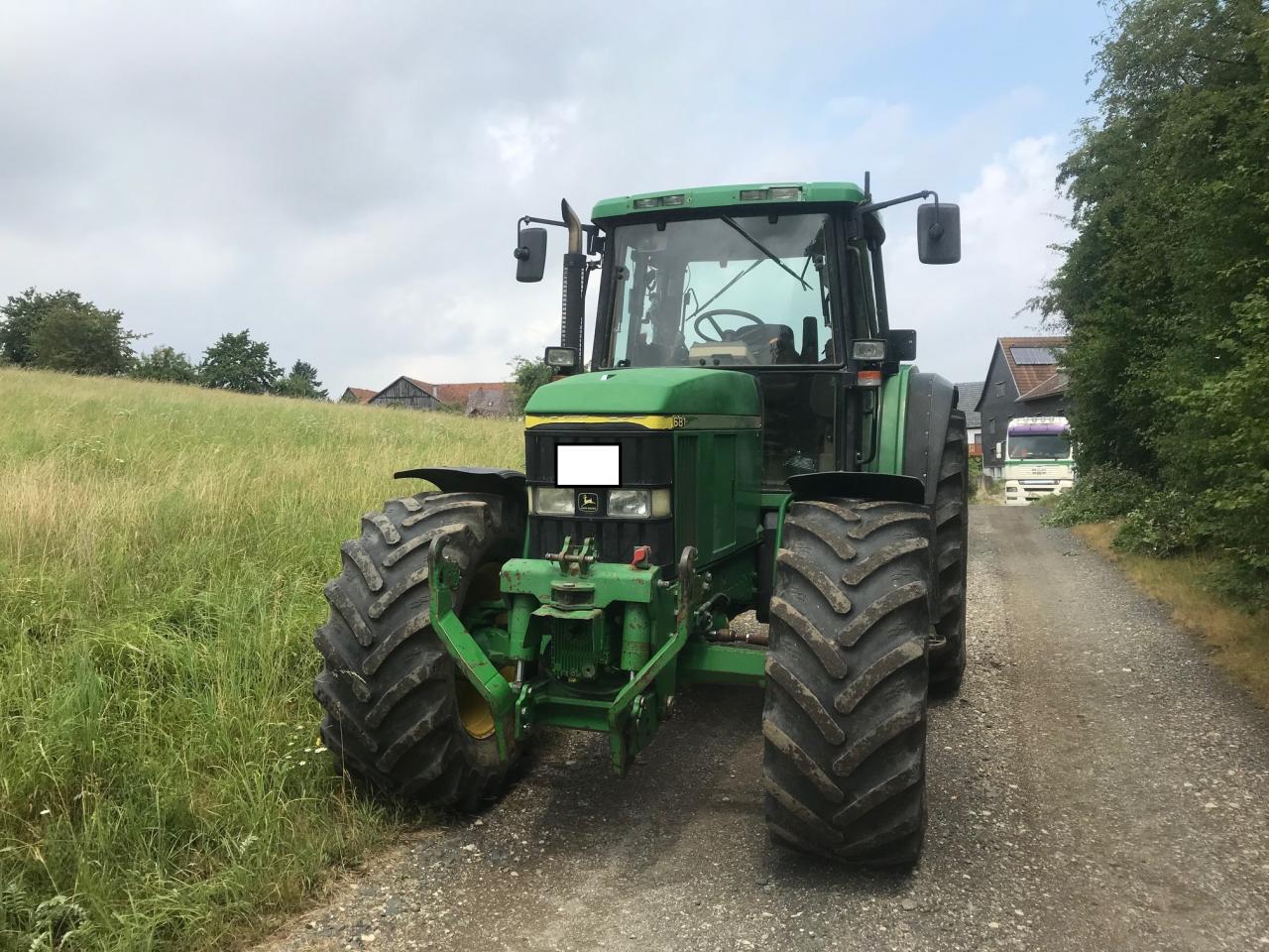 John Deere Schlepper / Traktor 6810 Autoquad