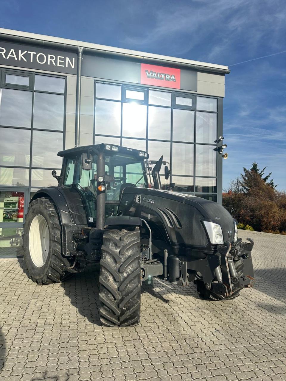 Valtra T213V