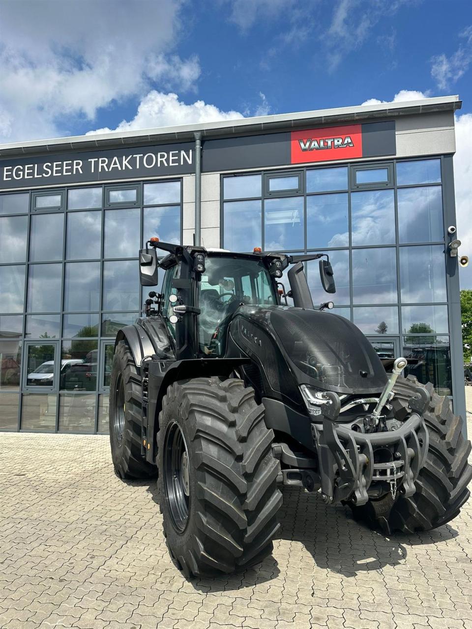 Valtra S416