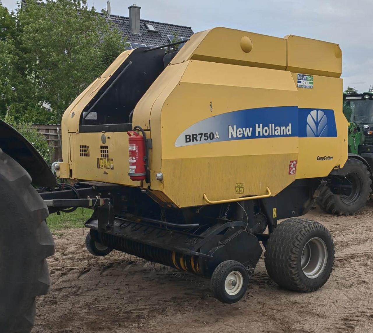 New Holland BR750A CropCutter