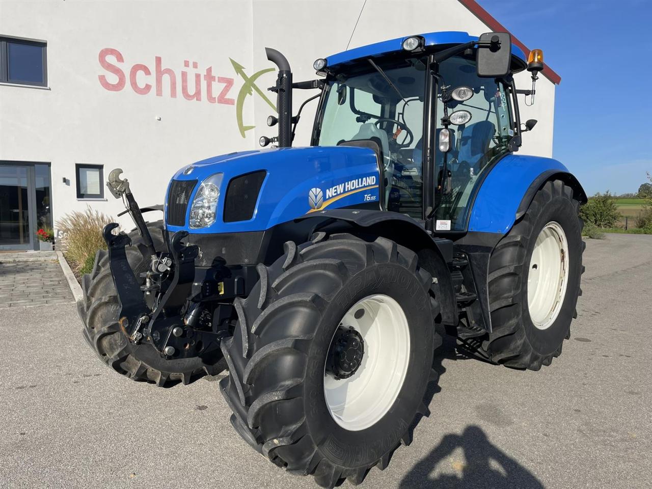 New Holland T6.155 EC erst 1350Bh Top Zustand