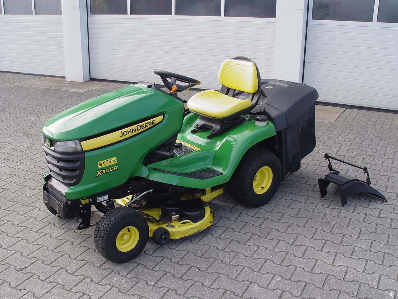 John Deere X300R