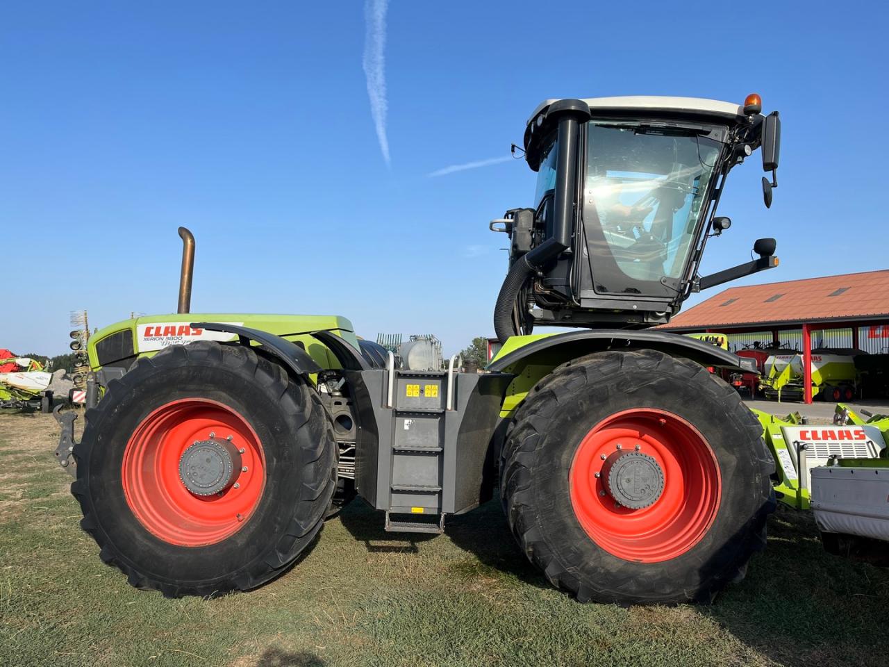 CLAAS Xerion 3800 TRAC VC