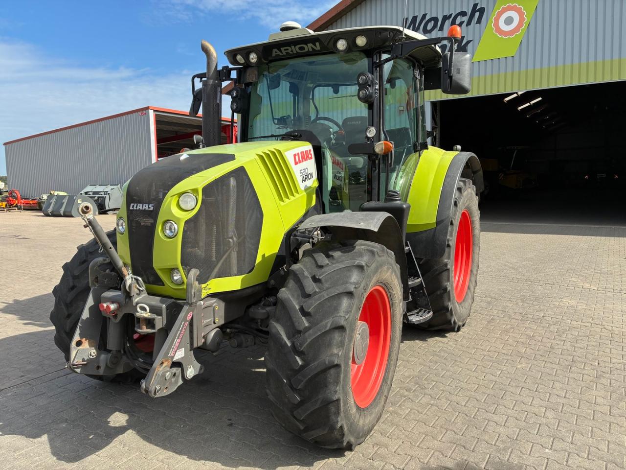 CLAAS Arion 530