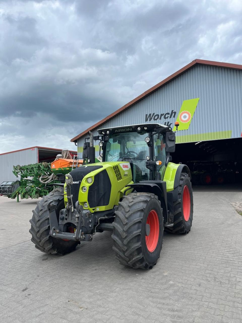 CLAAS Arion 630 Hexashift StV CIS+