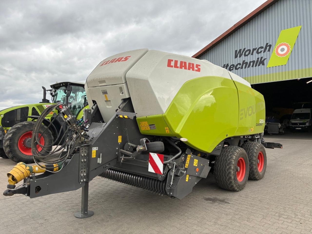 CLAAS Quadrant 5200 EVOLUTION FC Tandem