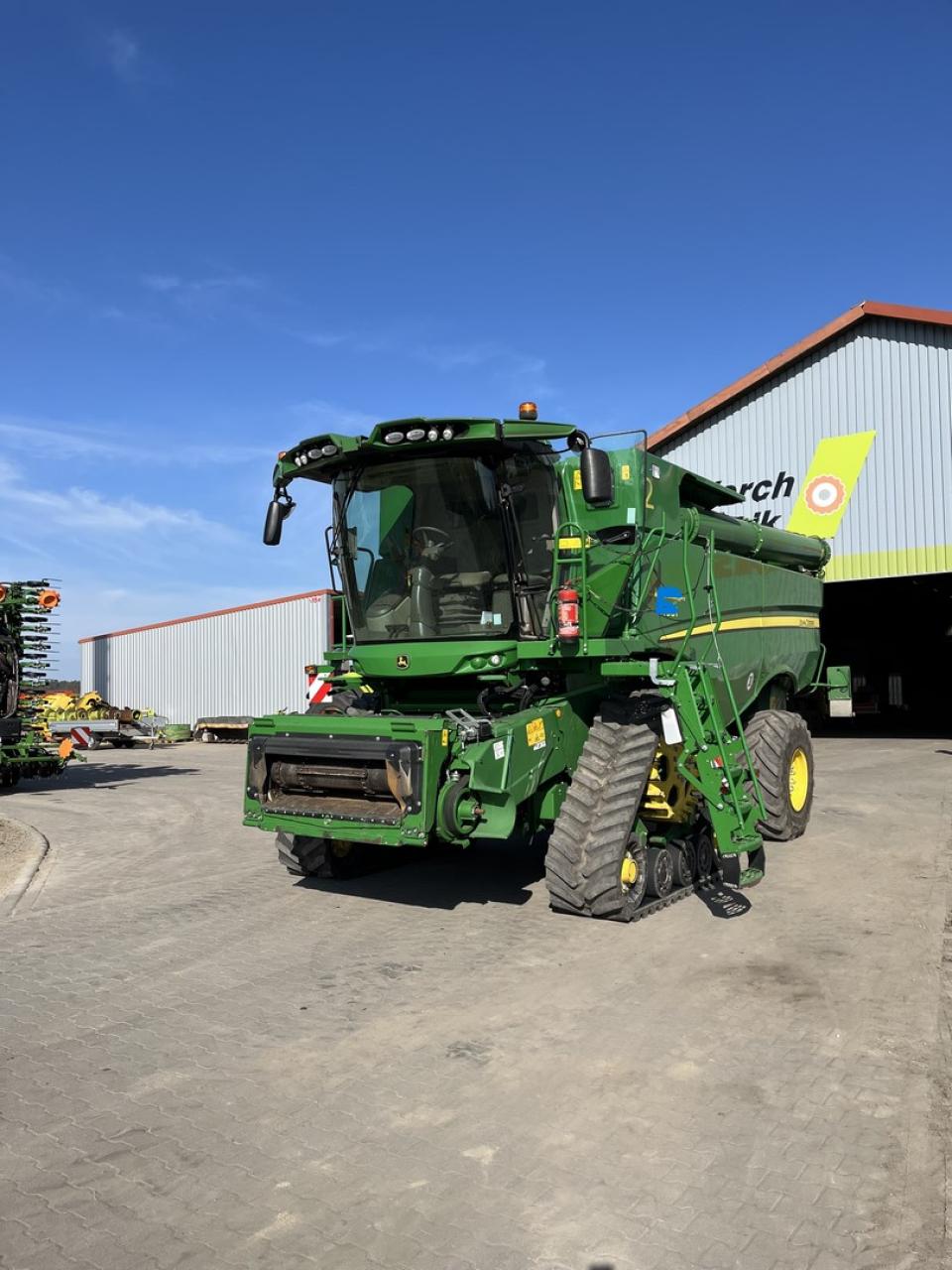 John Deere S 790i Track