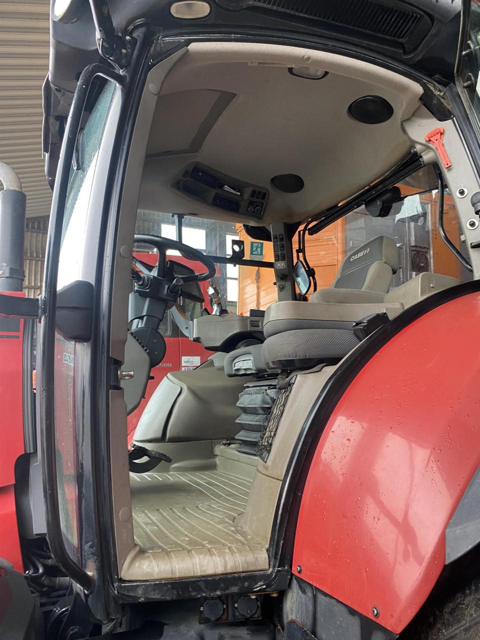 Case Puma 240 CVX Right