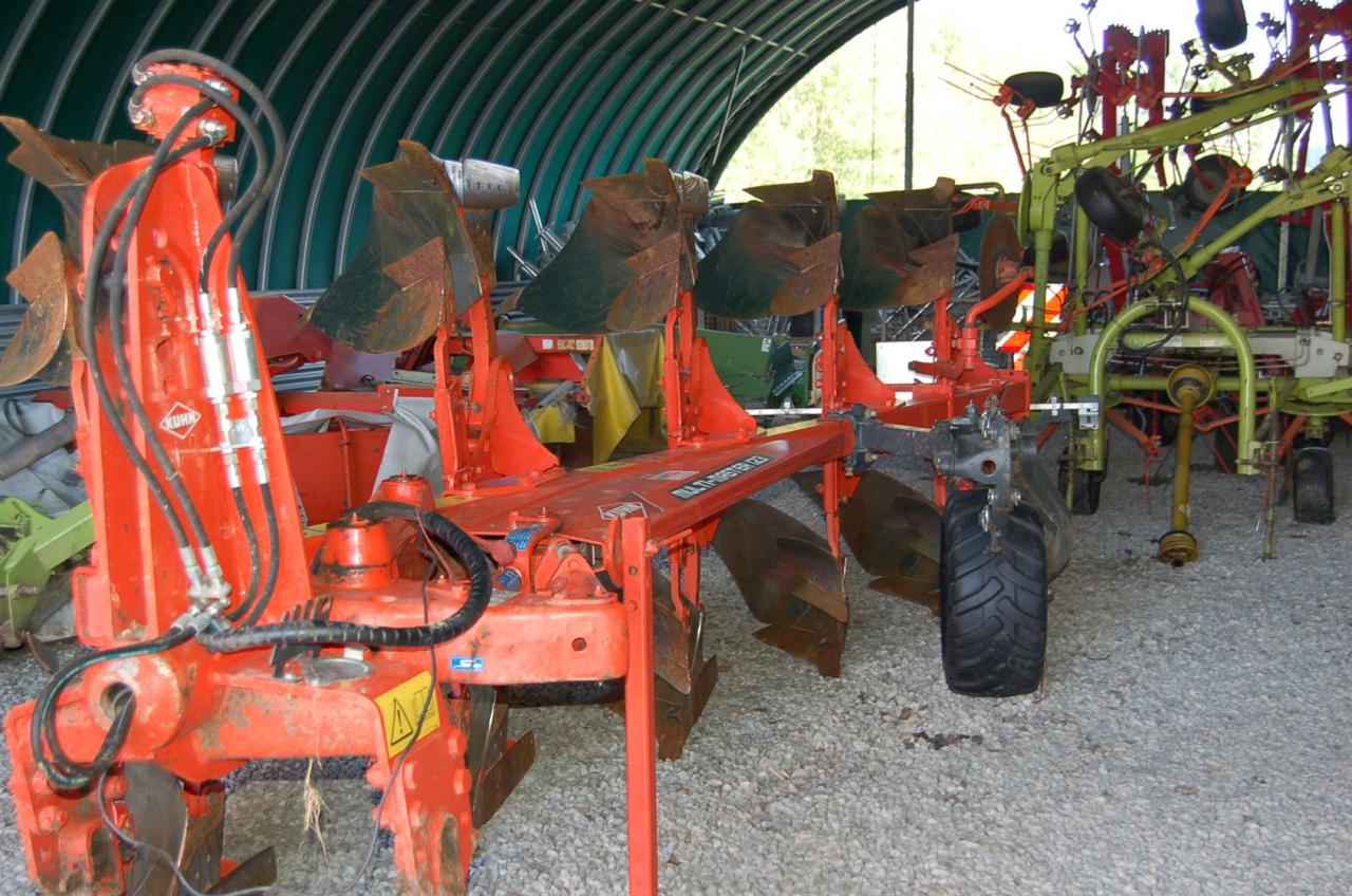 Kuhn MM123 5T102 Rear