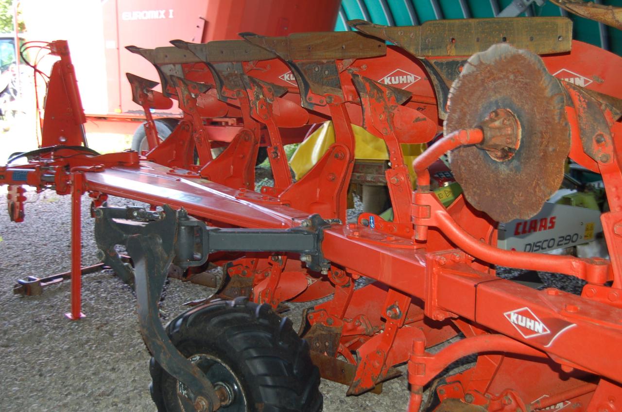 Kuhn MM123 5T102 Right