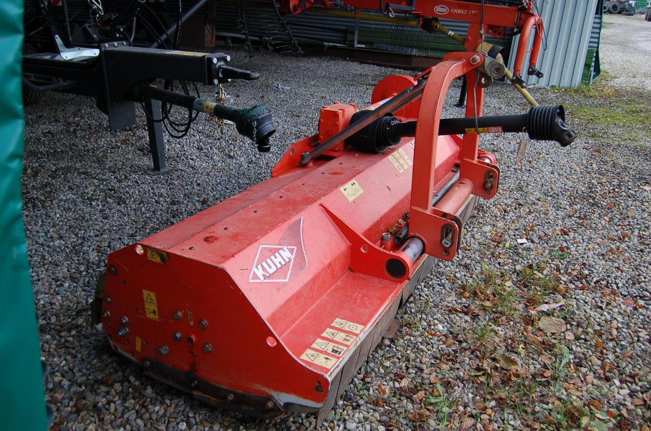 Kuhn VKM 240