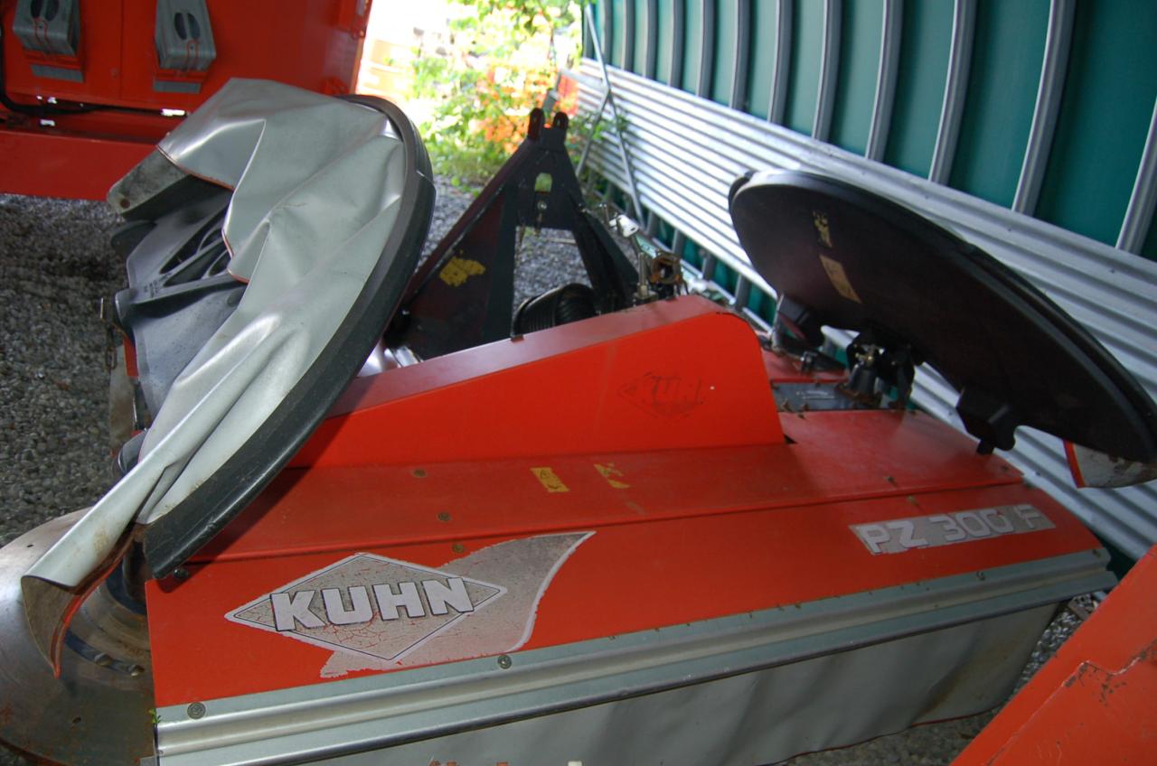 Kuhn PZ 300 F