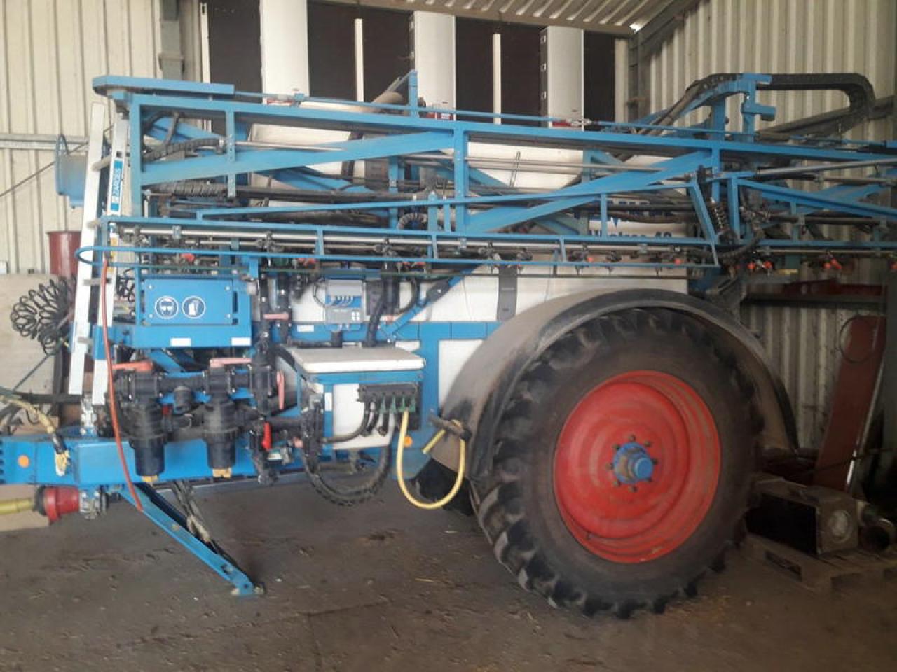 Lemken ALBATROS 40/27