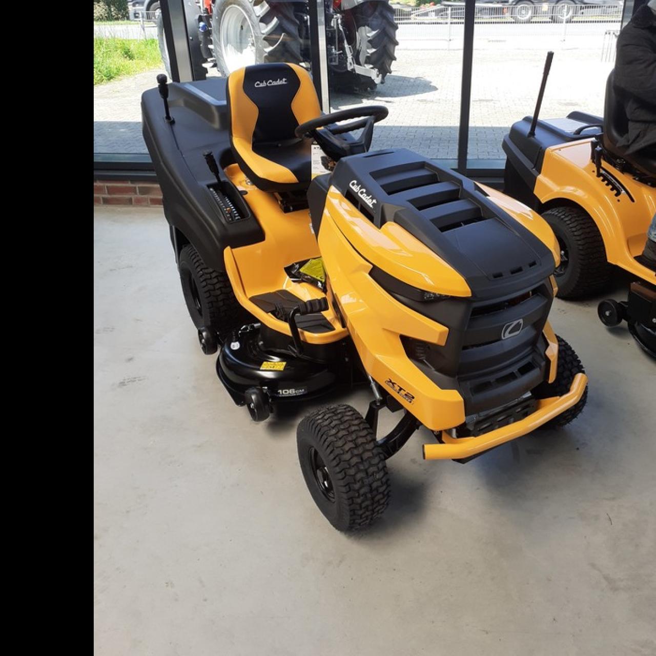 MTD - YARD MAN CUB CADET XT2