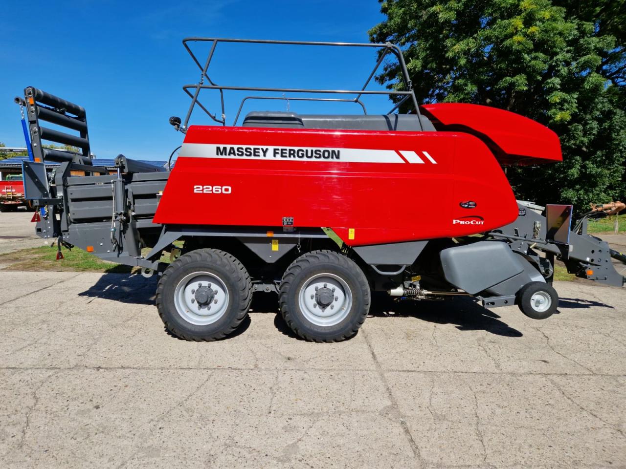 Massey Ferguson MF 2260 TC