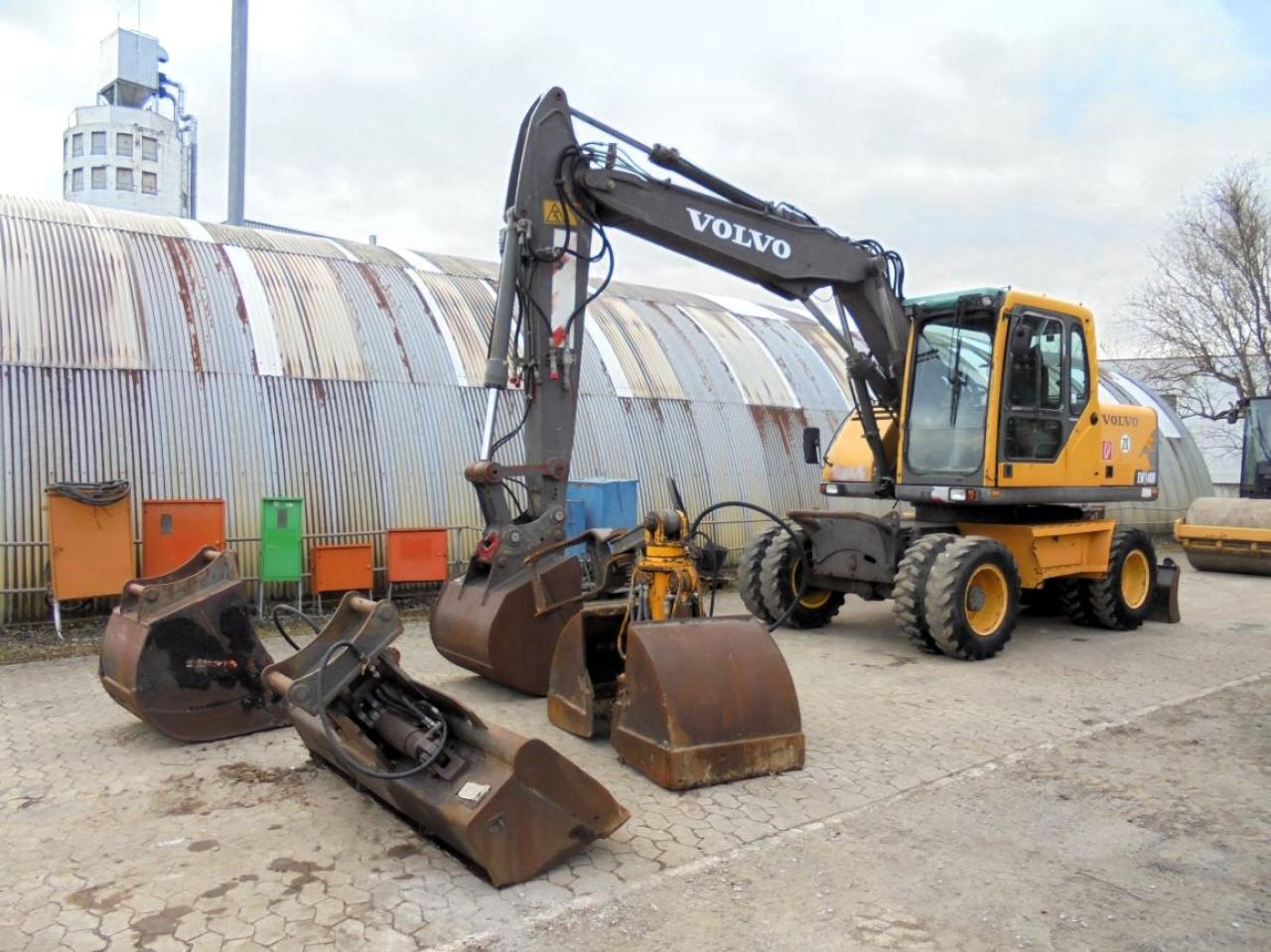 Volvo EW 140 B